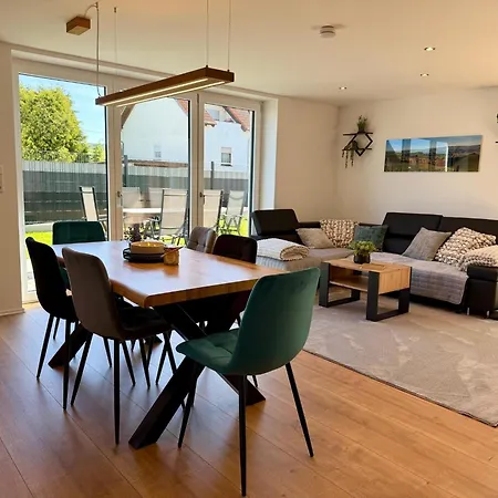 Zum Buchfeld Apartman Windesheim